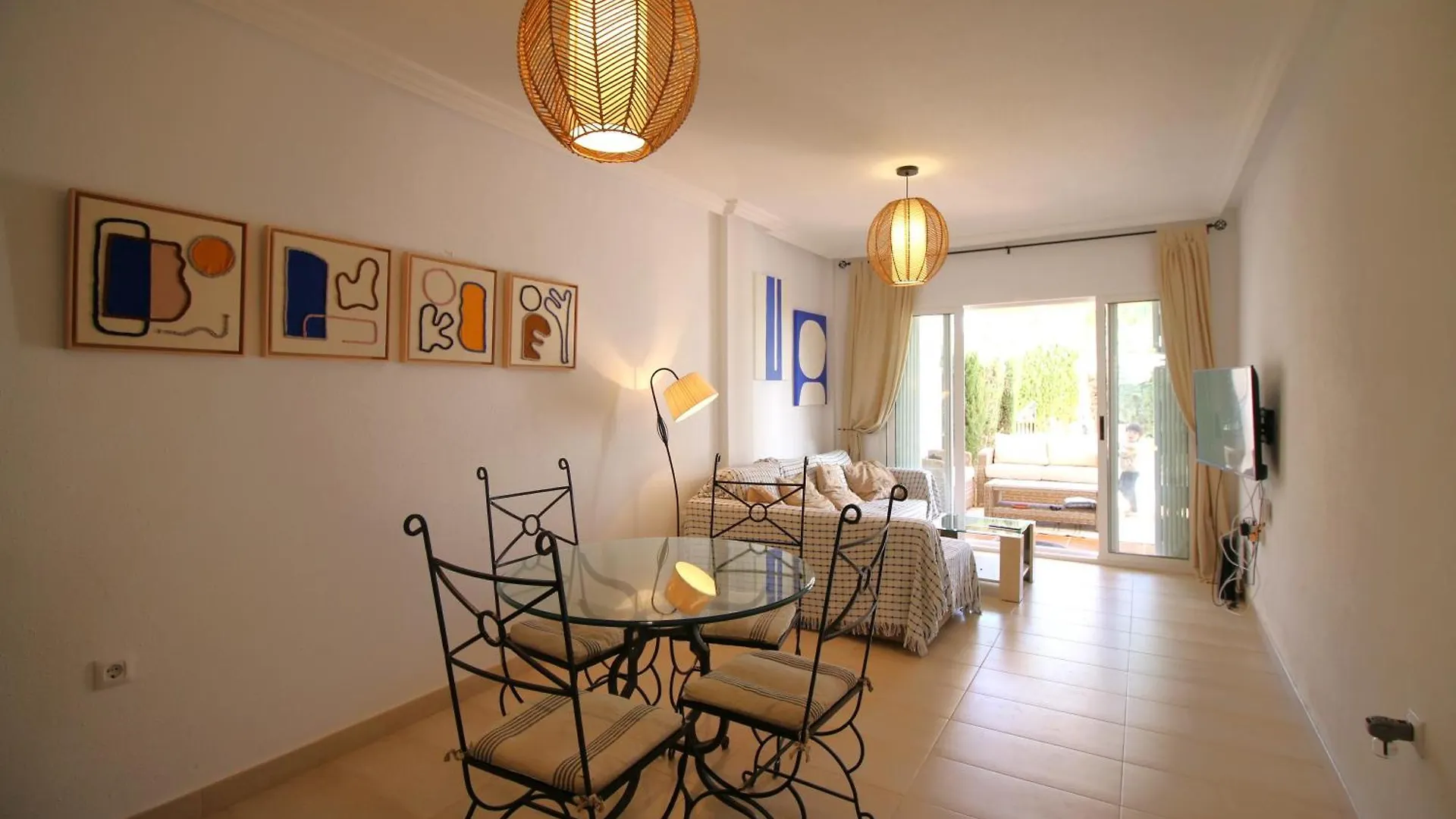 Apartment Bajo De 2 Dormitorios En Puerto Rey Vera